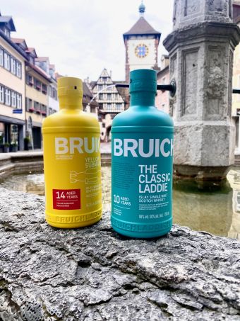 Bruichladdich 14 Yellow Submarine Set mit Classic Laddie 10 Bruichladdich 14 Yellow Submarine Set mit Classic Laddie 10