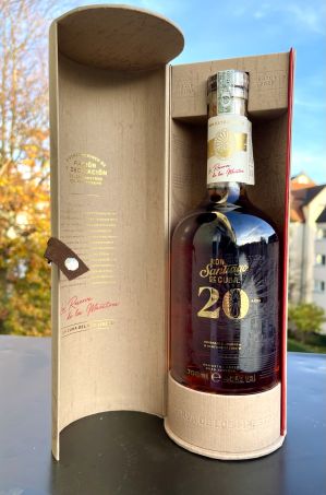 Ron Santiago de Cuba 20 Años Ron Santiago de Cuba 20 Años